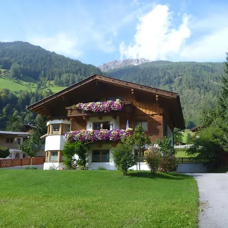 Haus Salchner Apartment *